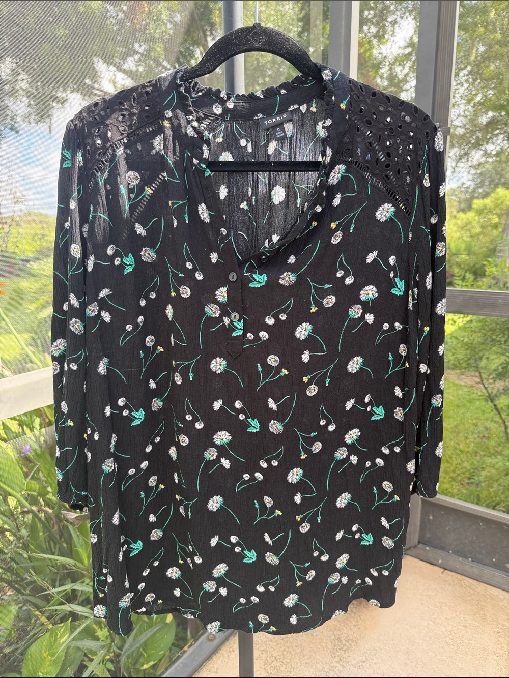 torrid Black Floral Eyelet Yoke Button-Front Tunic